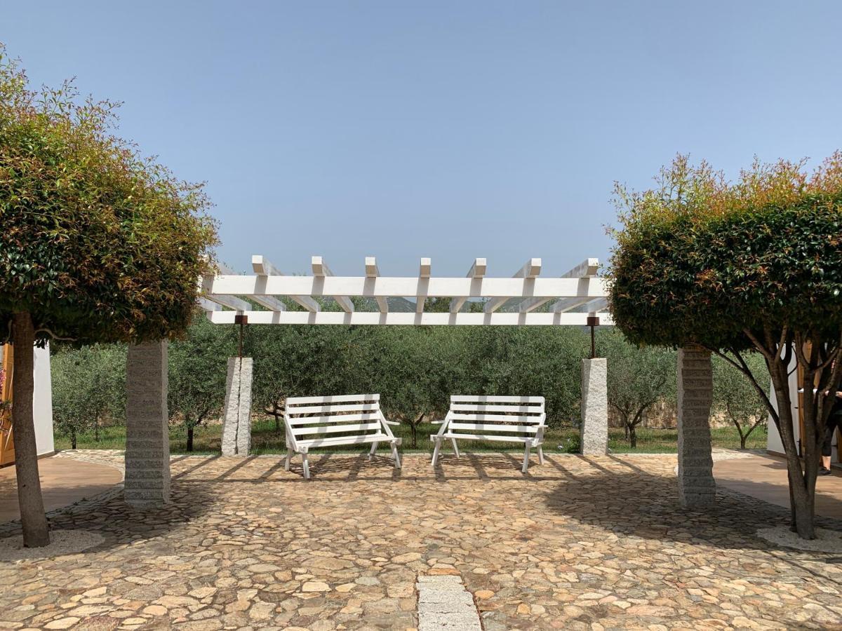 Relais Benemari Villa Siniscola Buitenkant foto