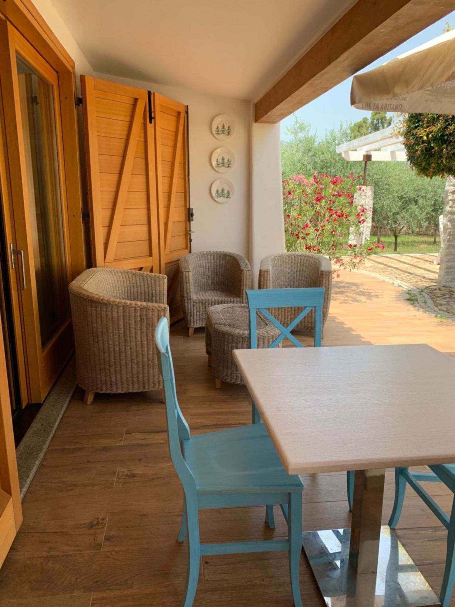 Relais Benemari Villa Siniscola Buitenkant foto